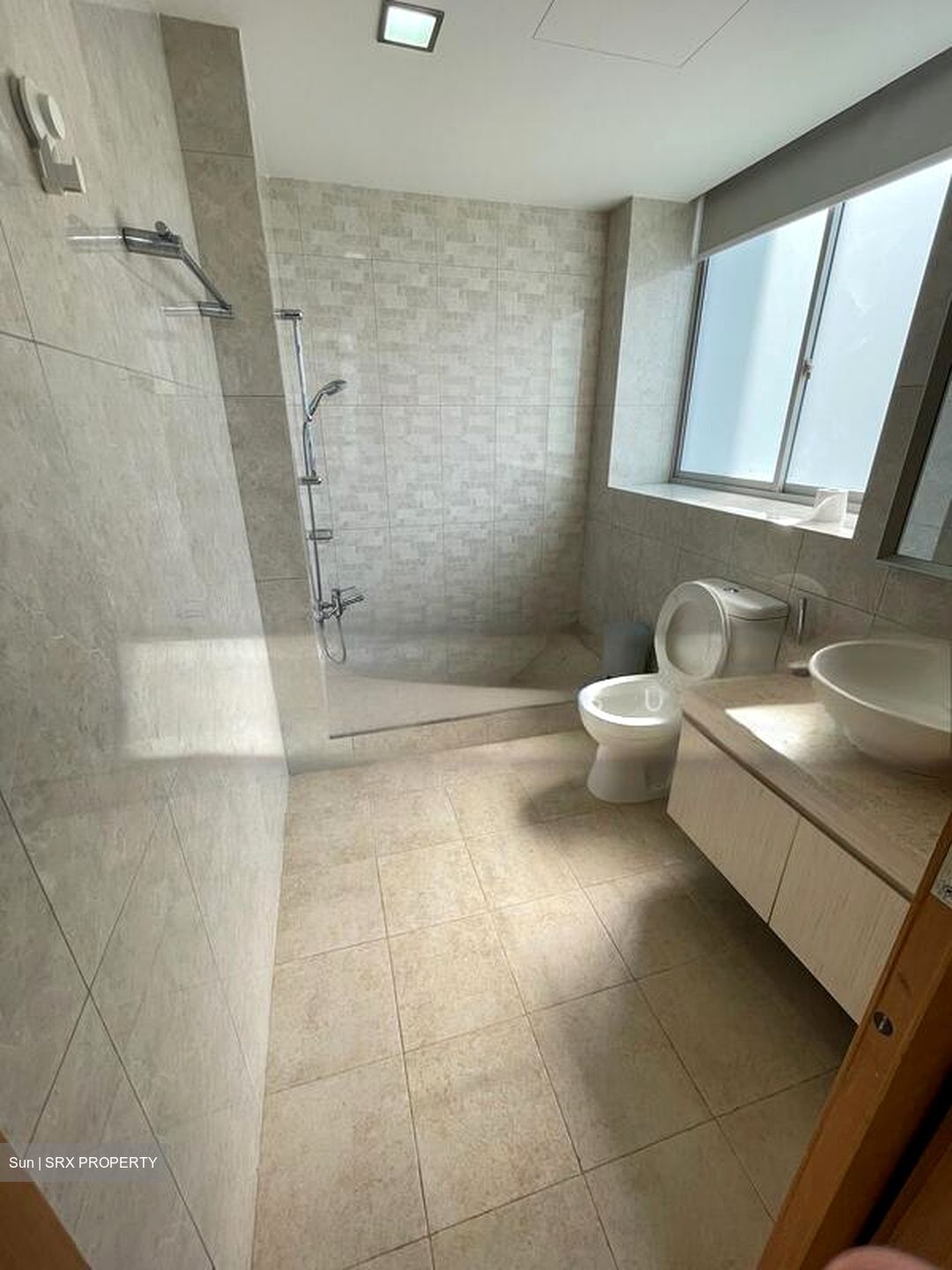 The Lakeshore (D22), Condominium #509207351
